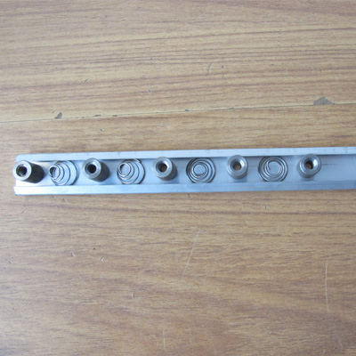 Built-in aluminum bar